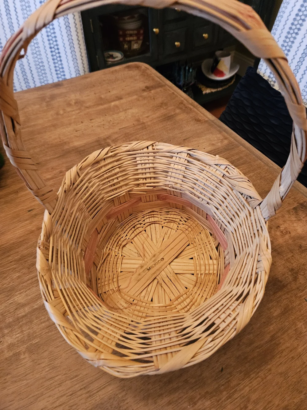 Mexico Natural Woven Willow Basket with Handle - Brown Pink